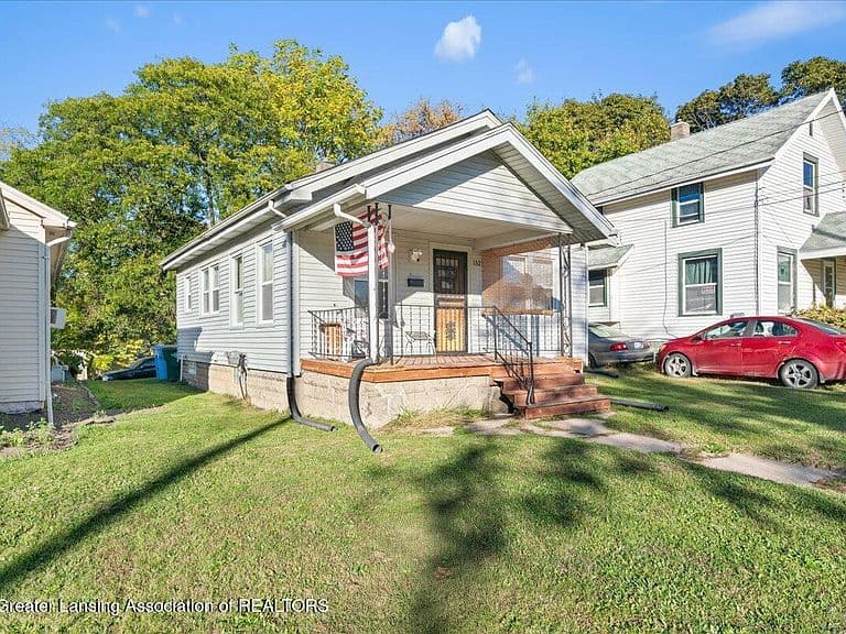 Listing photo 4