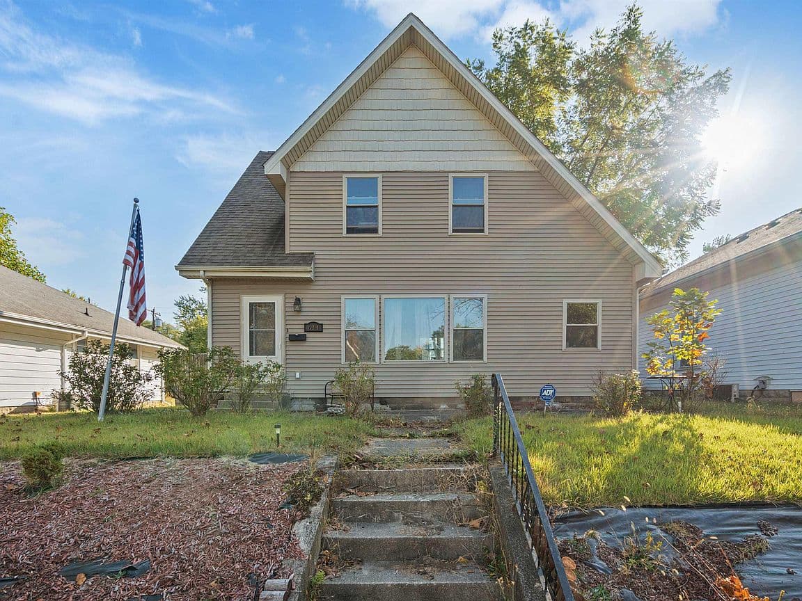 Primary listing photo