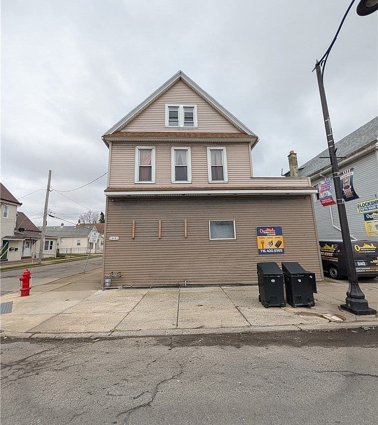 Primary listing photo