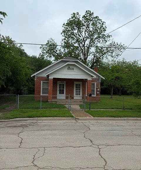 Listing photo