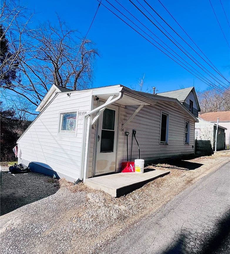 Primary listing photo