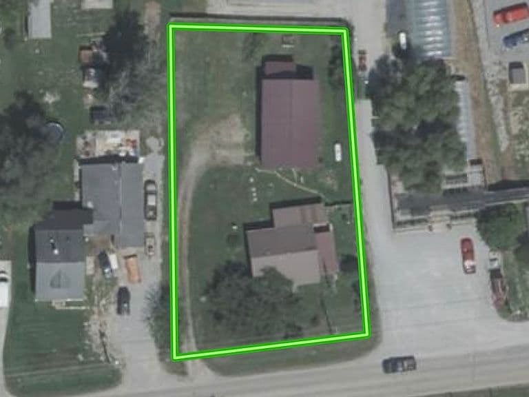 Listing photo 4