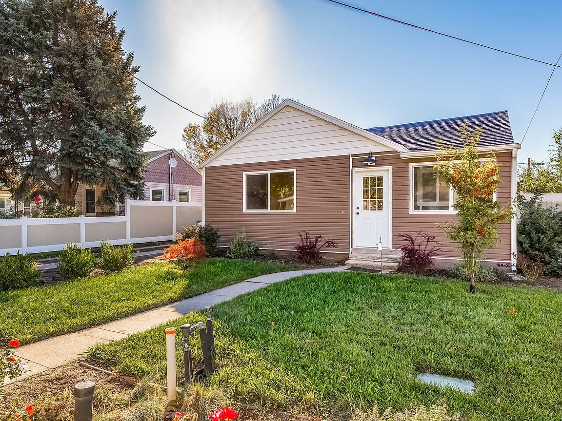 Primary listing photo
