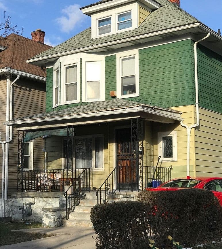 Primary listing photo
