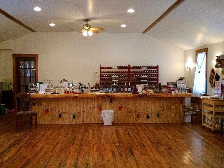 Listing photo 3