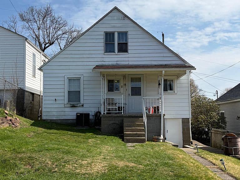 Listing photo 3