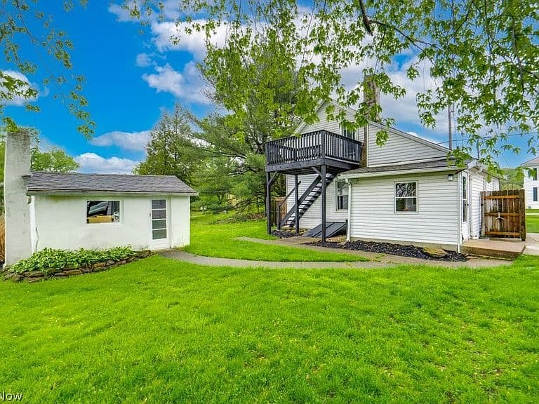 Listing photo 4