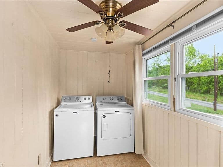 Listing photo 5
