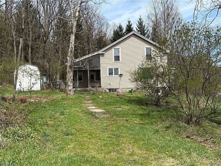 Listing photo 2
