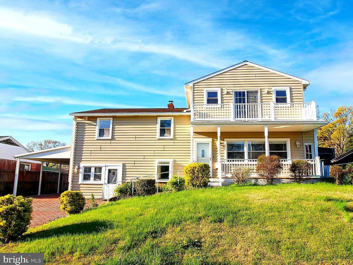 Primary listing photo