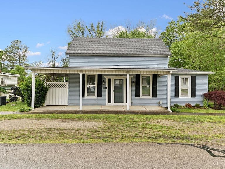 Listing photo 3