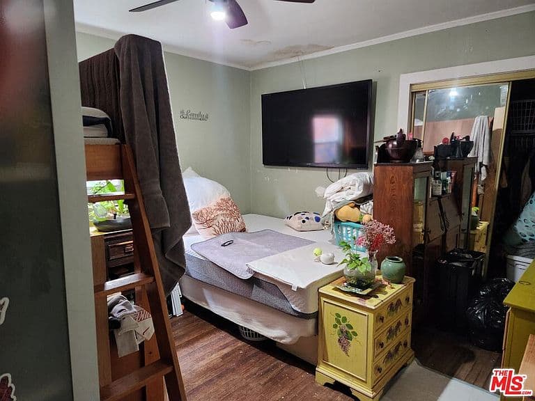 Listing photo 5