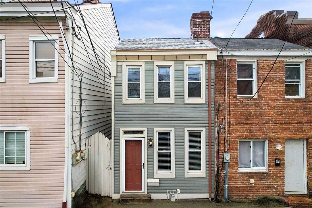 Primary listing photo