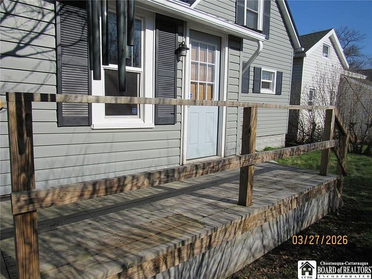 Listing photo 4