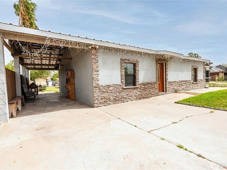 Listing photo
