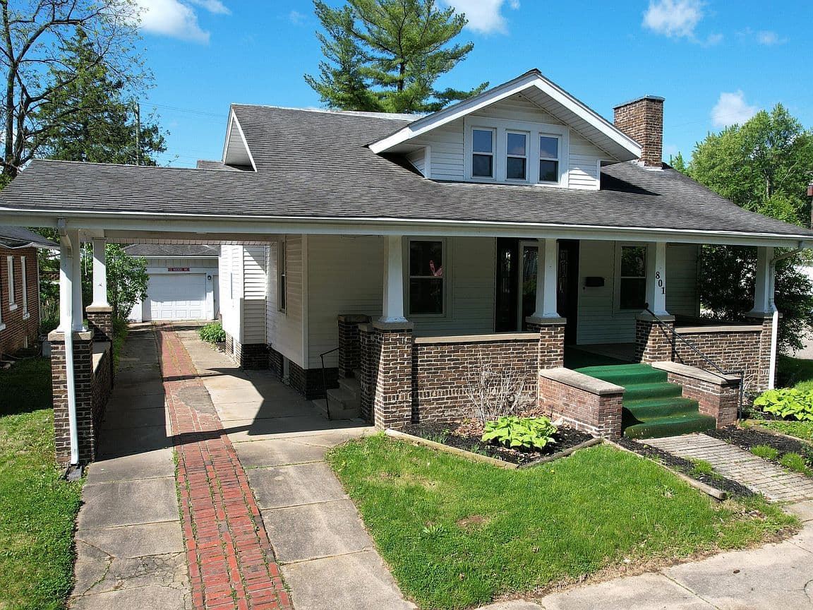 Primary listing photo