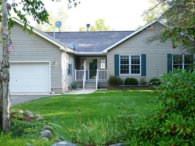 Listing photo