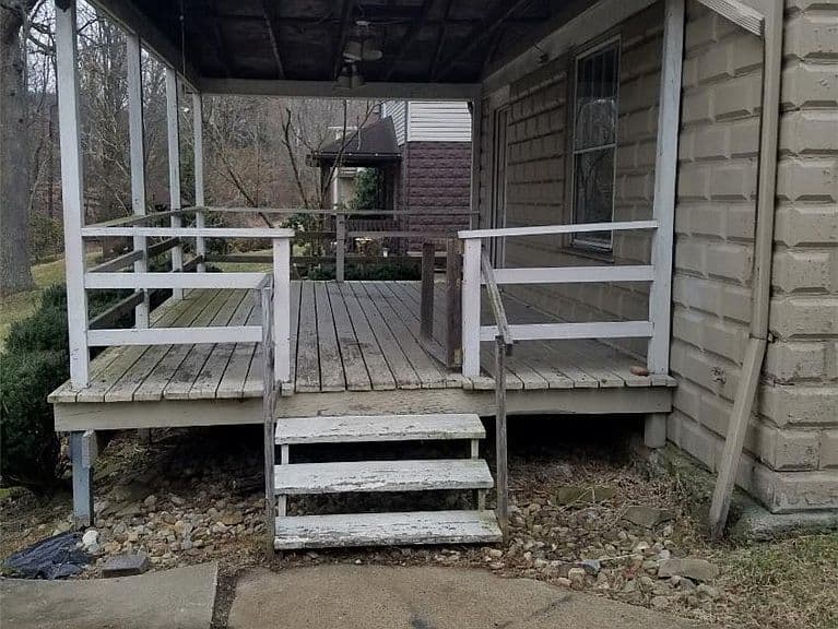 Listing photo 2
