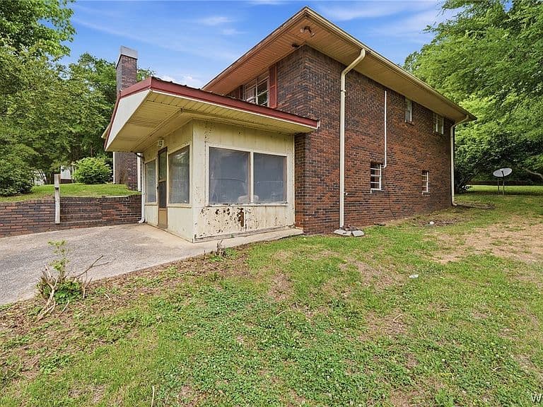 Listing photo 4