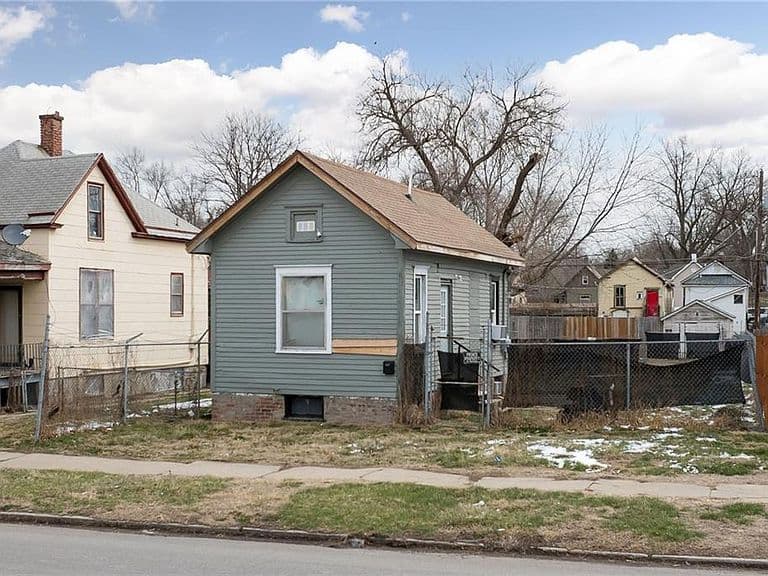 Listing photo 3