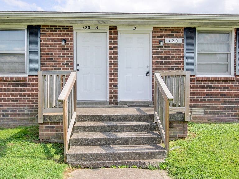 Listing photo 3