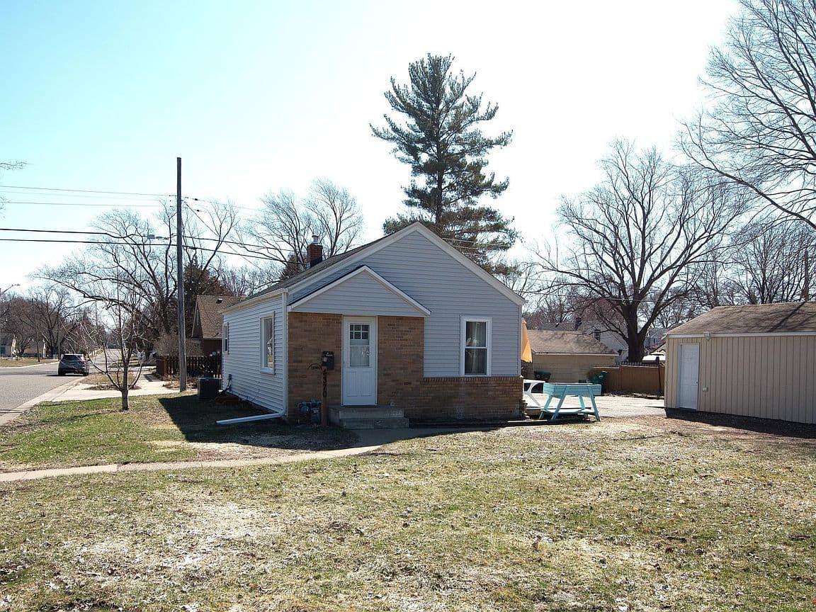 Primary listing photo