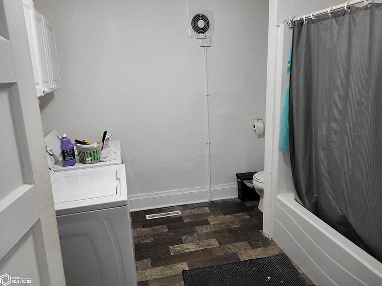 Listing photo 5