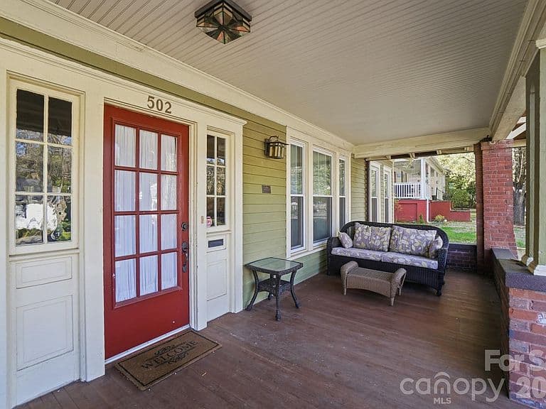 Listing photo 4