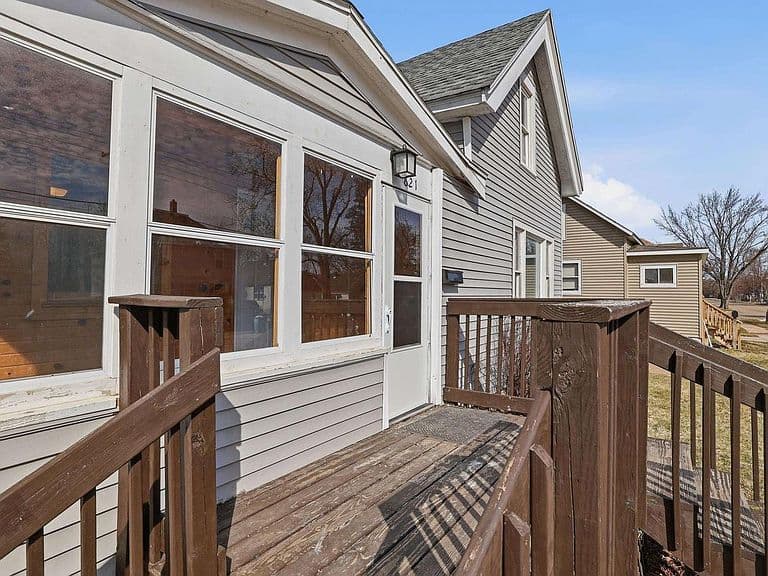 Listing photo 4