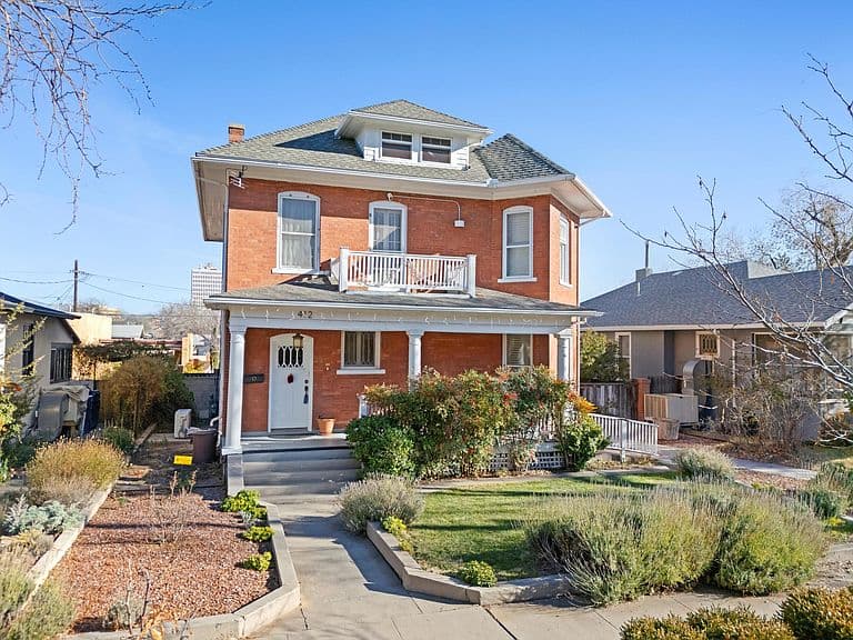 Listing photo 4