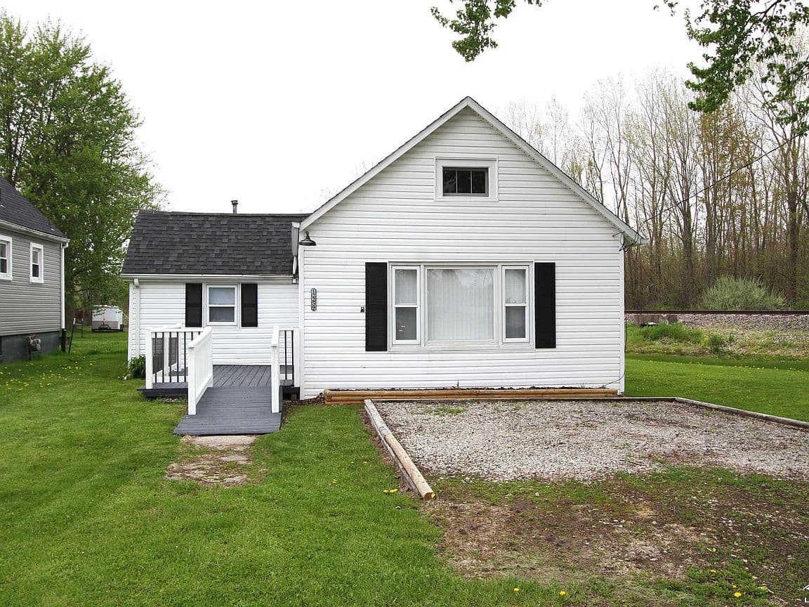 Primary listing photo