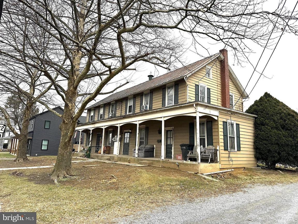 Primary listing photo