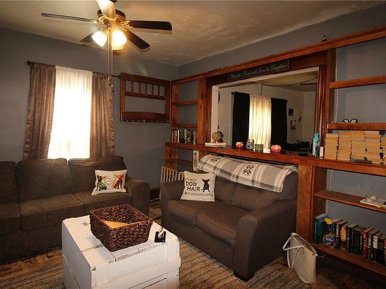 Listing photo 3