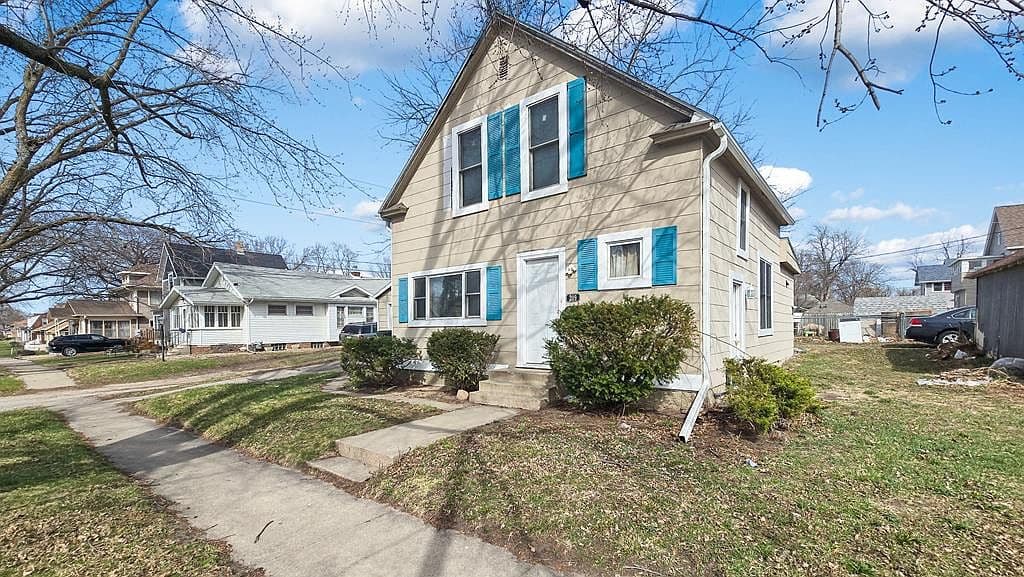 Primary listing photo