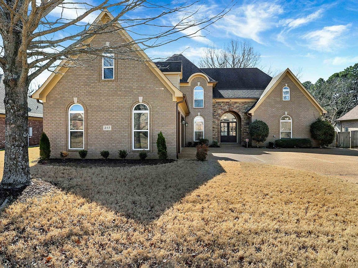 Primary listing photo