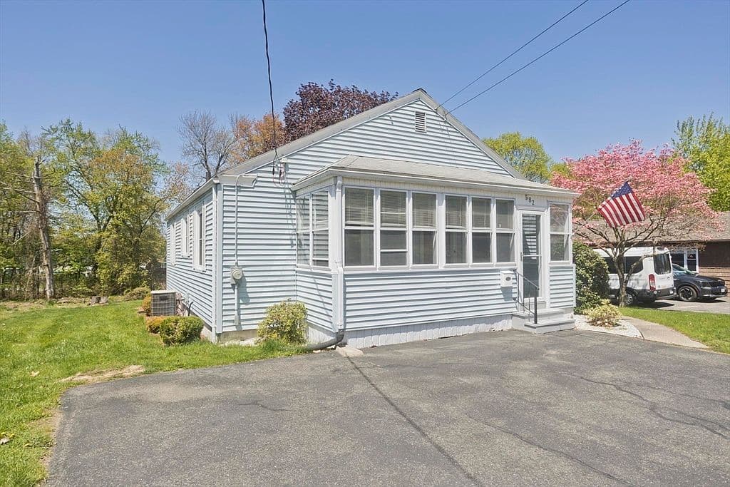 Primary listing photo