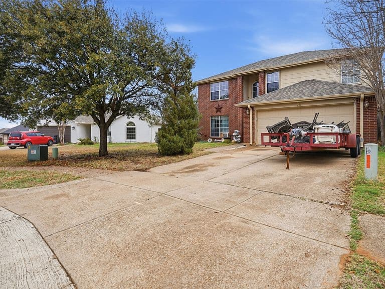 Listing photo 4