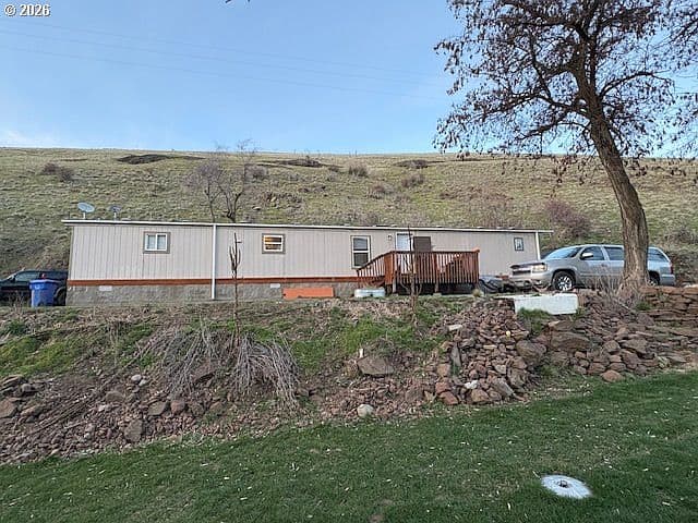 Listing photo