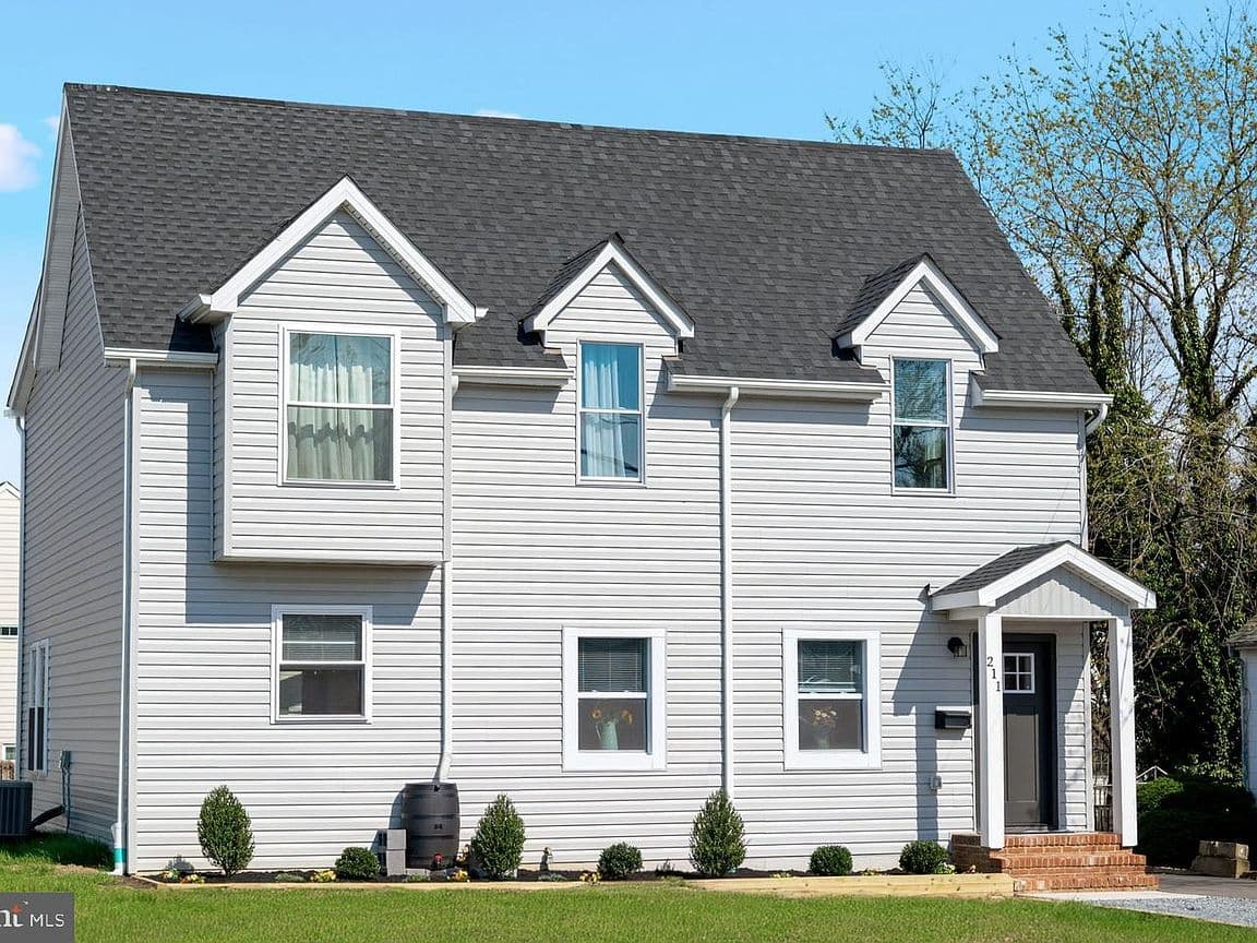 Primary listing photo