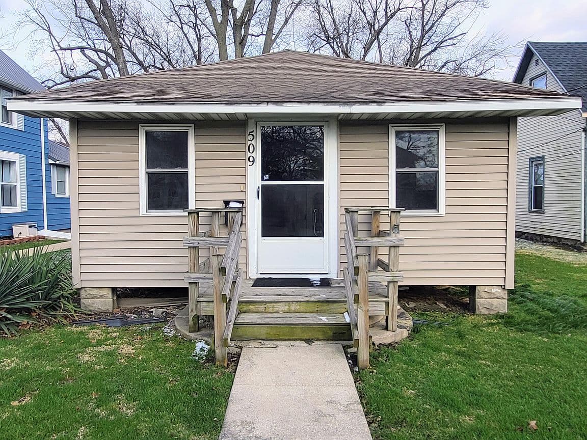 Primary listing photo