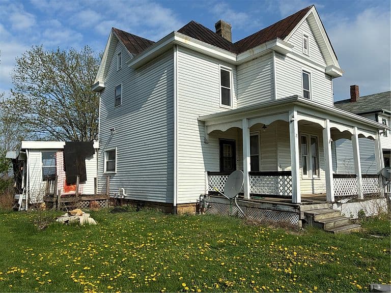 Listing photo 3