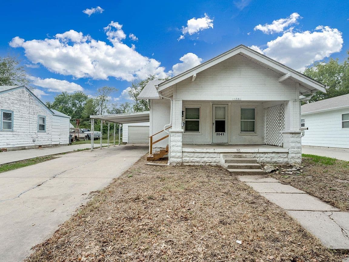 Primary listing photo