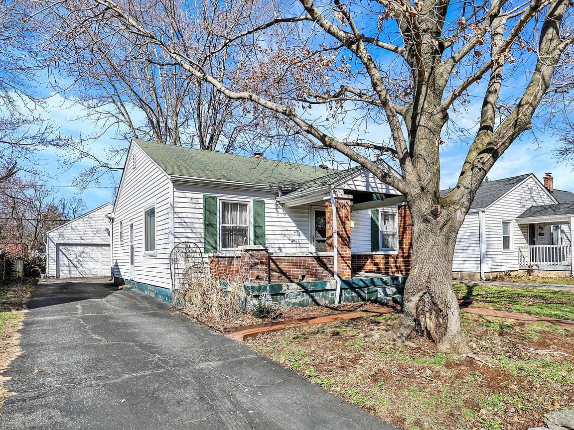 Primary listing photo