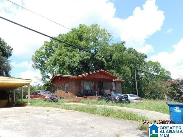 Listing photo 5