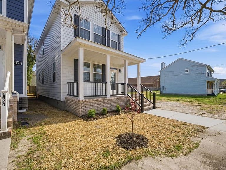Listing photo 2
