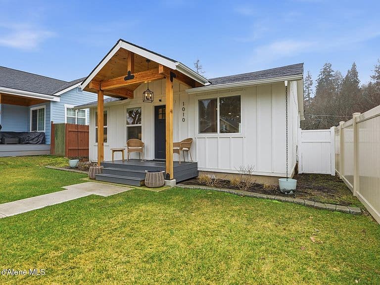 Listing photo 3