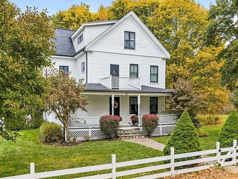 Listing photo 3