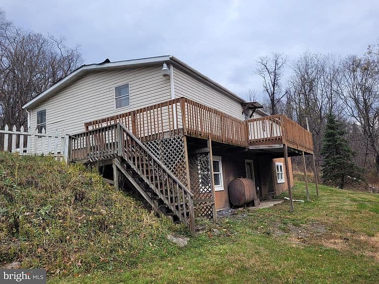 Listing photo 4