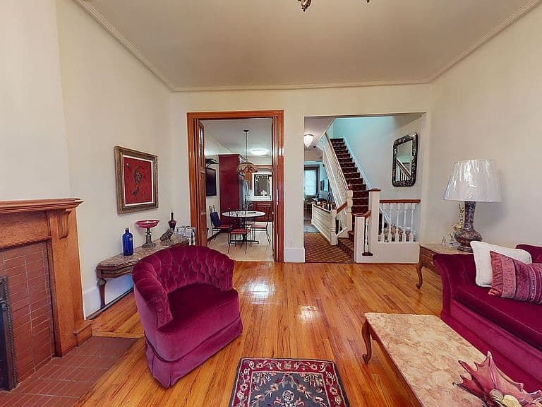 Listing photo 5
