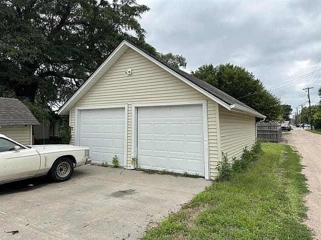 Listing photo 4